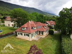 Casa di lusso in vendita a Thoiry Alvernia-Rodano-Alpi Ain