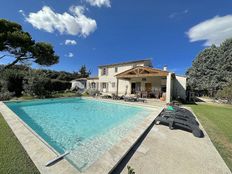 Villa in vendita a Saint-Didier Provenza-Alpi-Costa Azzurra Vaucluse