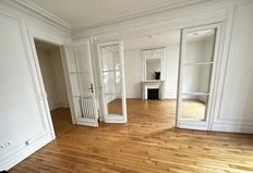 Appartamento in vendita a Montmartre, Abbesses, Grandes-Carrières Île-de-France Parigi