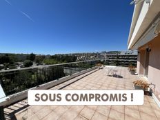 Prestigioso appartamento di 90 m² in vendita Cagnes-sur-Mer, Francia