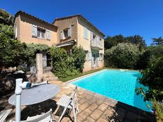 Casa di lusso in vendita a La Garde-Freinet Provenza-Alpi-Costa Azzurra Var