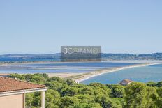 Villa in vendita Hyères, Francia