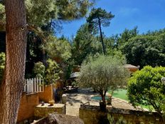 Esclusiva villa di 206 mq in vendita Uzès, Linguadoca-Rossiglione-Midi-Pirenei