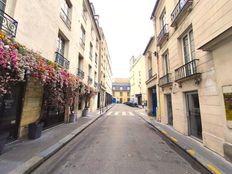 Appartamento in vendita a Beaubourg, Marais, Notre Dame - Ile de La Cité Île-de-France Parigi