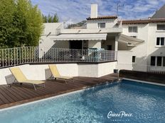 Villa in vendita a Nîmes Occitanie Gard