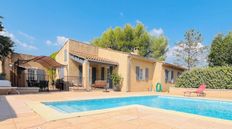 Casa di lusso in vendita a Saint-Saturnin-lès-Apt Provenza-Alpi-Costa Azzurra Vaucluse