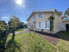 Casa di lusso in vendita a Andernos-les-Bains Nouvelle-Aquitaine Gironda