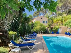 Villa in vendita a Carqueiranne Provenza-Alpi-Costa Azzurra Var