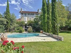 Casa di 350 mq in vendita Pau, Aquitania-Limosino-Poitou-Charentes