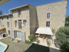 Casa di 341 mq in vendita Sainte-Cécile-les-Vignes, Provenza-Alpi-Costa Azzurra