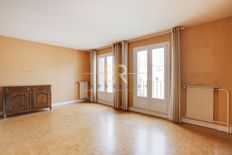 Appartamento di lusso di 87 m² in vendita Buttes-Chaumont, Villette, Bas Belleville, Francia