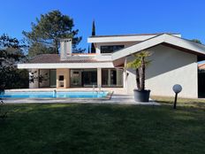 Villa in vendita a La Teste-de-Buch Nouvelle-Aquitaine Gironda