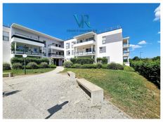 Prestigioso appartamento di 80 m² in vendita Saint-Genis-Pouilly, Francia