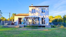 Casa di lusso in vendita a Bagnols-en-Forêt Provenza-Alpi-Costa Azzurra Var