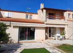 Villa in vendita a Hyères Provenza-Alpi-Costa Azzurra Var