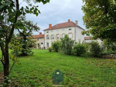 Prestigiosa casa di 201 mq in vendita Charroux, Francia