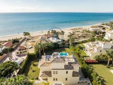 Prestigiosa villa di 1016 mq in vendita, Marbella, Andalusia