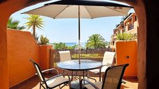 Prestigioso appartamento in vendita Estepona, Andalusia