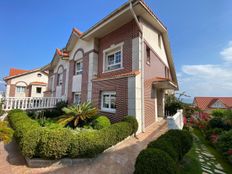 Casa Gemellata in vendita a Castro-Urdiales Cantabria Provincia de Cantabria