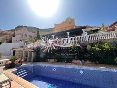 Prestigiosa villa di 600 mq in vendita, Adeje, Spagna