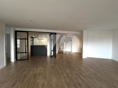 Prestigioso duplex di 168 mq in affitto Majadahonda, Spagna