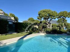 Prestigioso appartamento in vendita Roquebrune-Cap-Martin, Provenza-Alpi-Costa Azzurra