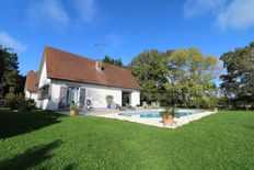 Prestigiosa casa in vendita Grosrouvre, Île-de-France