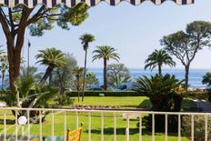 Prestigioso appartamento in affitto Saint-Jean-Cap-Ferrat, Provenza-Alpi-Costa Azzurra