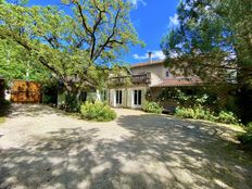 Casa di lusso di 197 mq in vendita Sainte-Foy-lès-Lyon, Alvernia-Rodano-Alpi