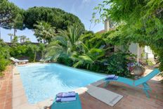 Prestigiosa villa di 100 mq in affitto Antibes, Provenza-Alpi-Costa Azzurra