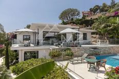 Prestigiosa villa di 419 mq in affitto, Golfe-Juan, Francia