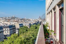 Appartamento in vendita a Champs-Elysées, Madeleine, Triangle d’or Île-de-France Parigi