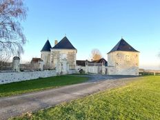 Casale di 400 mq in vendita Loches, Francia