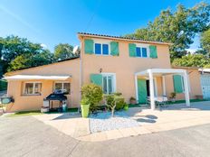 Casa di lusso in vendita a Montauroux Provenza-Alpi-Costa Azzurra Var