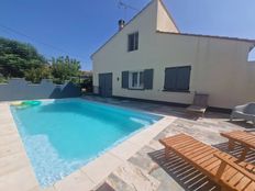 Casa di prestigio di 140 mq in vendita Arles, Provenza-Alpi-Costa Azzurra