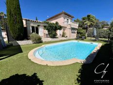 Casa di lusso in vendita Saint-Raphaël, Francia