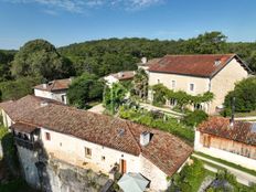 Casa di lusso in vendita a Angoulême Nouvelle-Aquitaine Charente