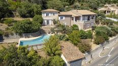 Casa di prestigio di 212 mq in vendita Trans-en-Provence, Francia