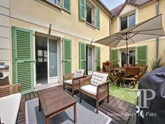 Prestigiosa casa di 156 mq in vendita Carrières-sur-Seine, Île-de-France