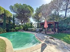 Casa di lusso in vendita a Saint-Raphaël Provenza-Alpi-Costa Azzurra Var