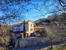 Prestigioso casale in vendita Saint-Jean-de-Maruéjols-et-Avéjan, Francia