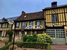 Casa di lusso in vendita Le Bec-Hellouin, Francia