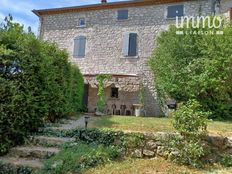 Casa di lusso in vendita a Ruoms Alvernia-Rodano-Alpi Ardèche