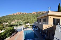 Villa in vendita a Agay Provenza-Alpi-Costa Azzurra Var