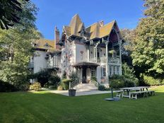 Prestigiosa villa di 300 mq in affitto Deauville, Francia