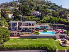 Prestigiosa villa di 380 mq in affitto Cannes, Provenza-Alpi-Costa Azzurra