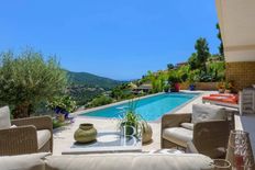 Villa in vendita a La Londe-les-Maures Provenza-Alpi-Costa Azzurra Var