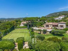 Prestigiosa villa di 330 mq in affitto Grimaud, Francia