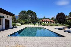 Casa di lusso in vendita Saint-Genis-Pouilly, Francia