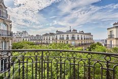 Appartamento in vendita a Montmartre, Abbesses, Grandes-Carrières Île-de-France Parigi